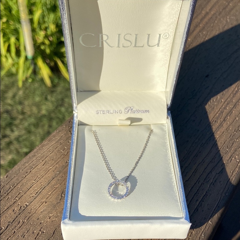 NEW CRISLU 925 SS Circle Pendant Necklace